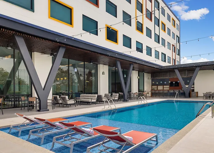 Hampton By Hilton Guanacaste Airport Hotel