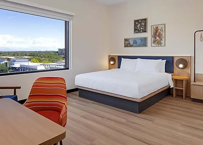 Hampton By Hilton Guanacaste Airport Hotel 3*