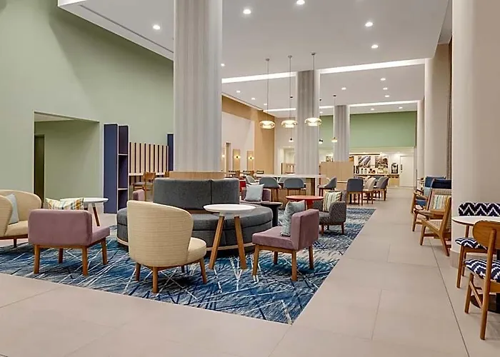 Hampton By Hilton Guanacaste Airport Hotel 3*